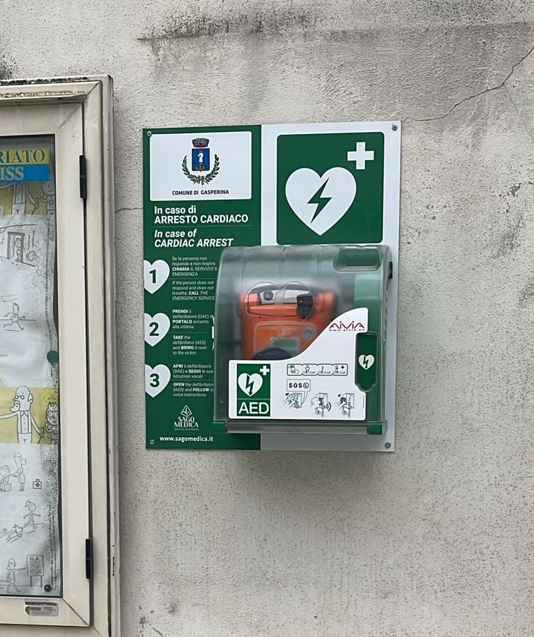 Defibrillatore su Corso Mazzini